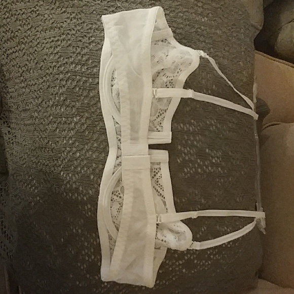 ❄SALE❄FP convertible crochet V wire bra NWOT - Picture 6 of 6